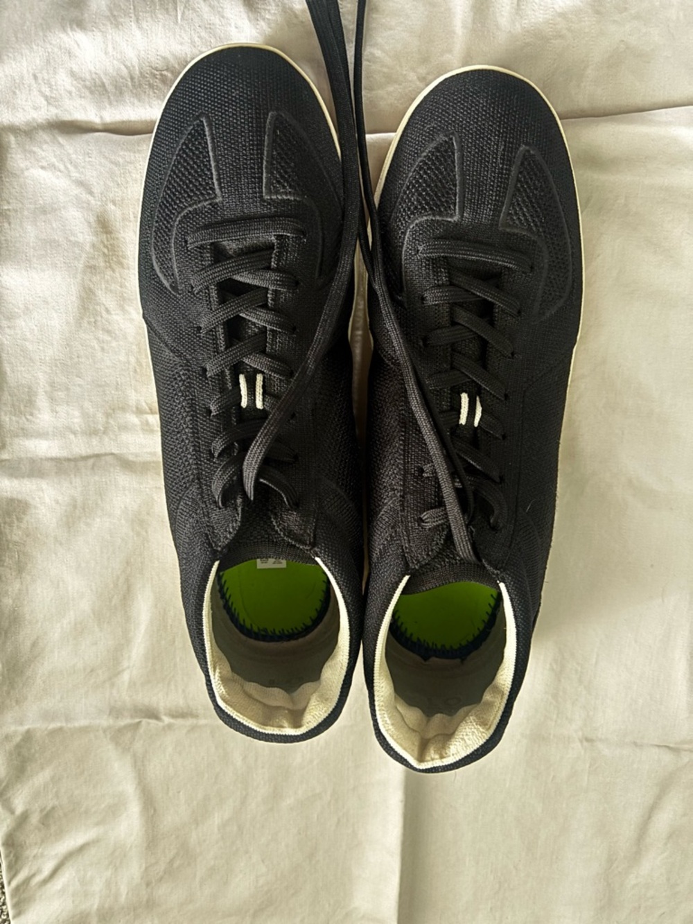 Men’s size 12 Rothy's Black Knit Lace-Up Sneakers